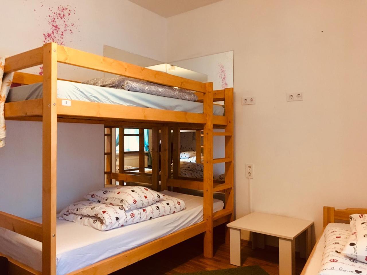 Pogo Hostel Vilna Exterior foto A bunk bed