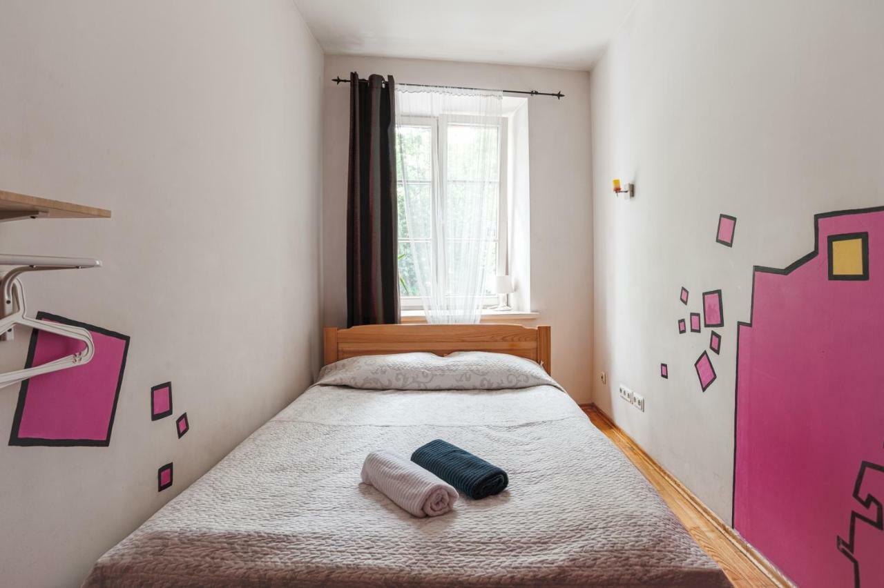 Pogo Hostel Vilna Exterior foto A typical room at the hotel